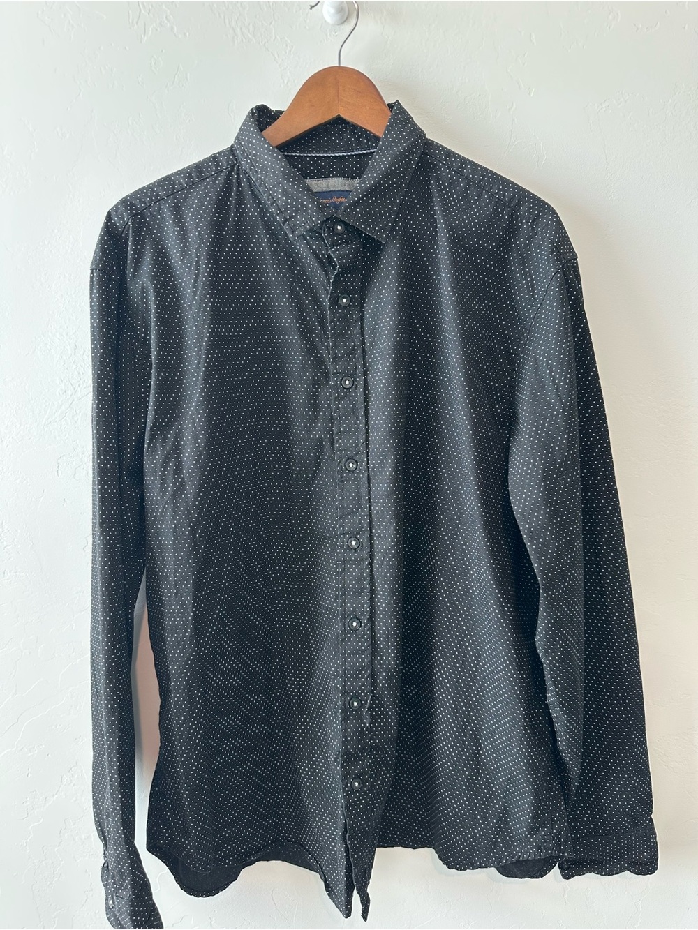 Men's Black Micro Dot Long-Sleeve Button-Down Shirt